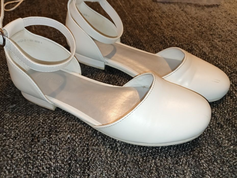 Alba komunijna zestaw dla dziewczynki buty komunijne 34