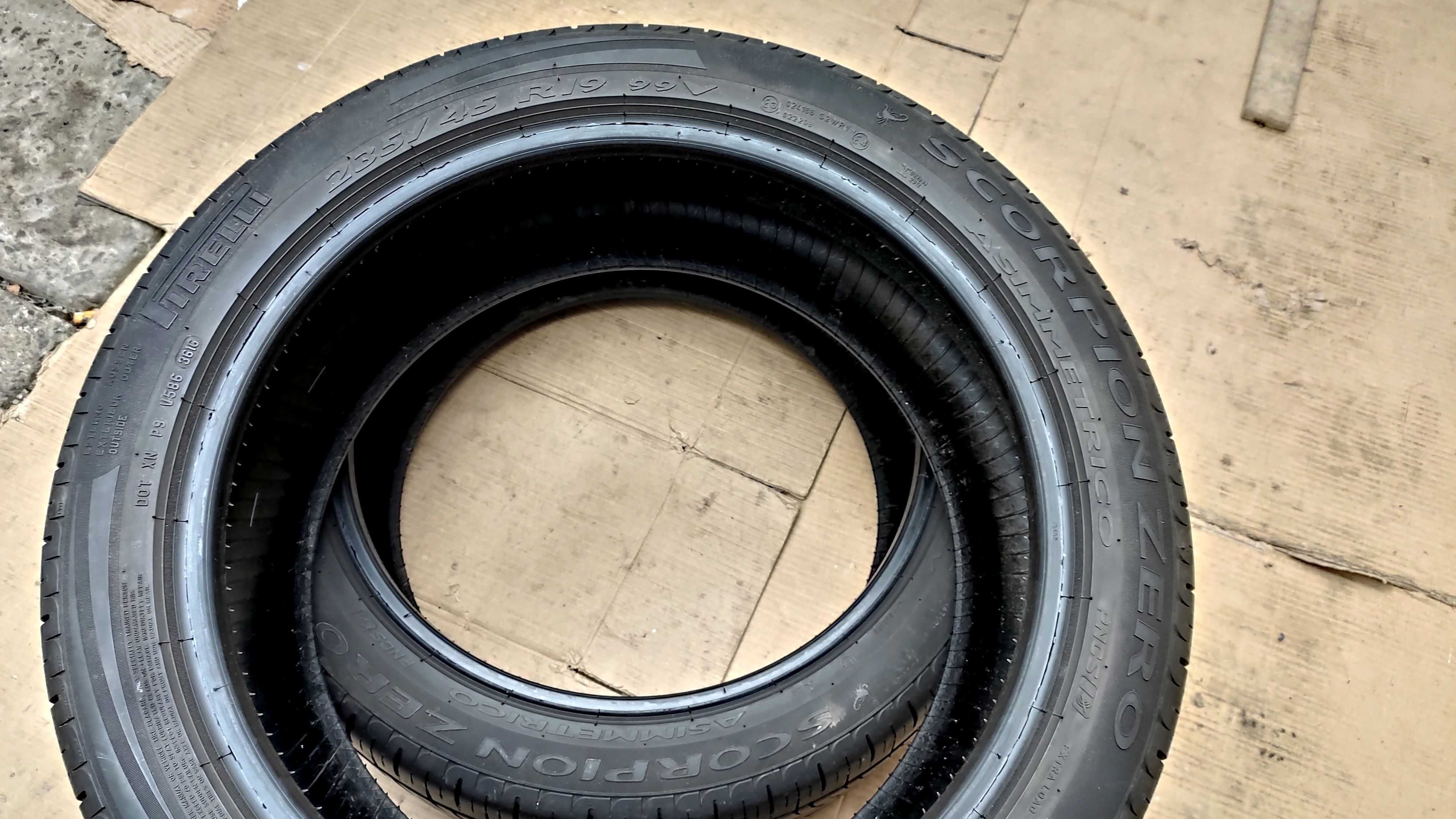 шини 235/45R19 Pirelli Scorpion Zero . 7,6мм.