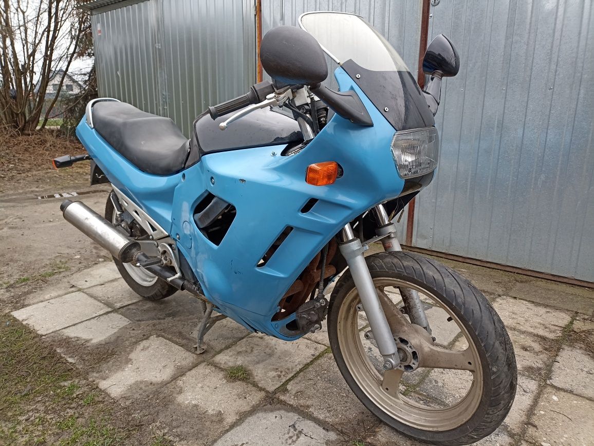 Suzuki GSX-F 750 bez silnika