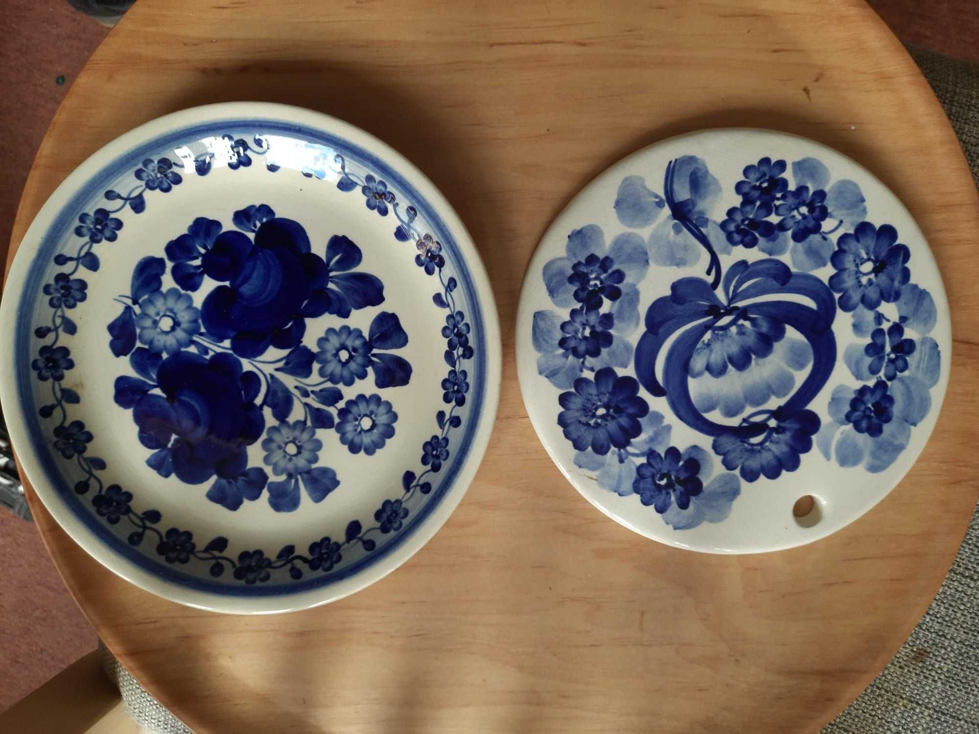 3 talerze z czasów PRL (wzór kaszubski niebieski) ceramiczne