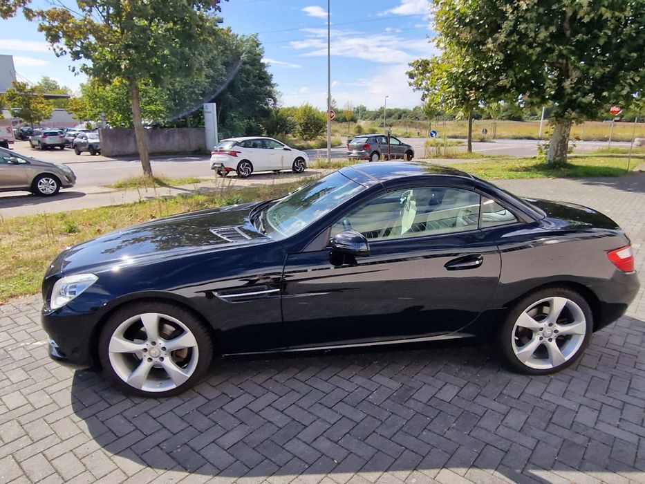 Mercedes-Benz SLK 200 Roadster Bi-XEN LEDER BEIGE PANORAMA PDC