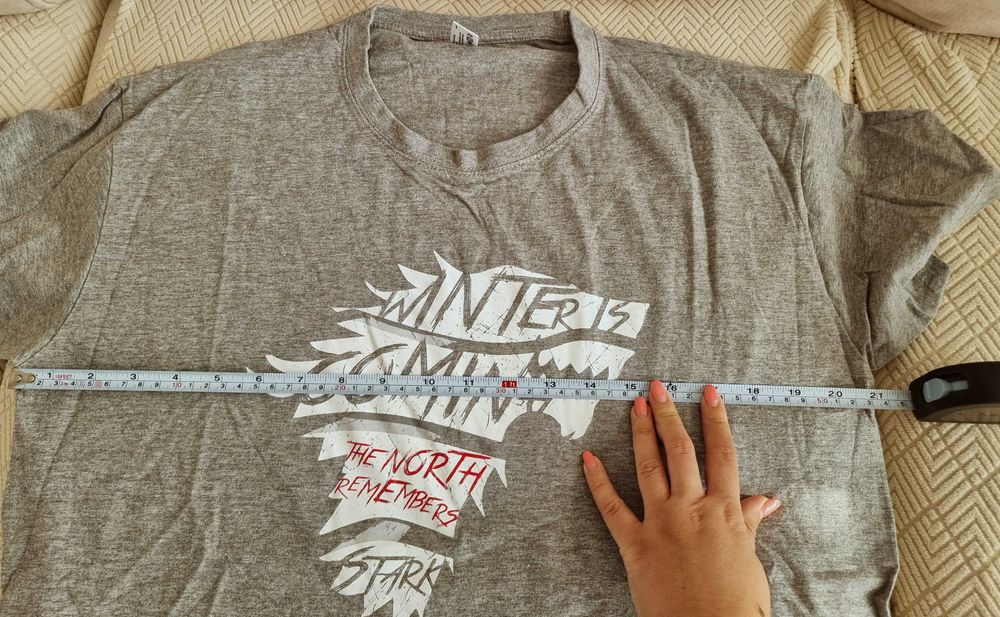 T-shirt "Winter is Coming - The North Remembers ", algodão, L Unisex