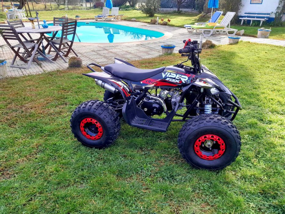 Moto 4 125 4 tempos nova