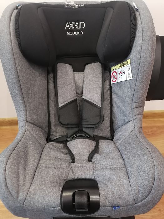 Fotelik samochodowy AXXKID MODUKID z bazą isofix