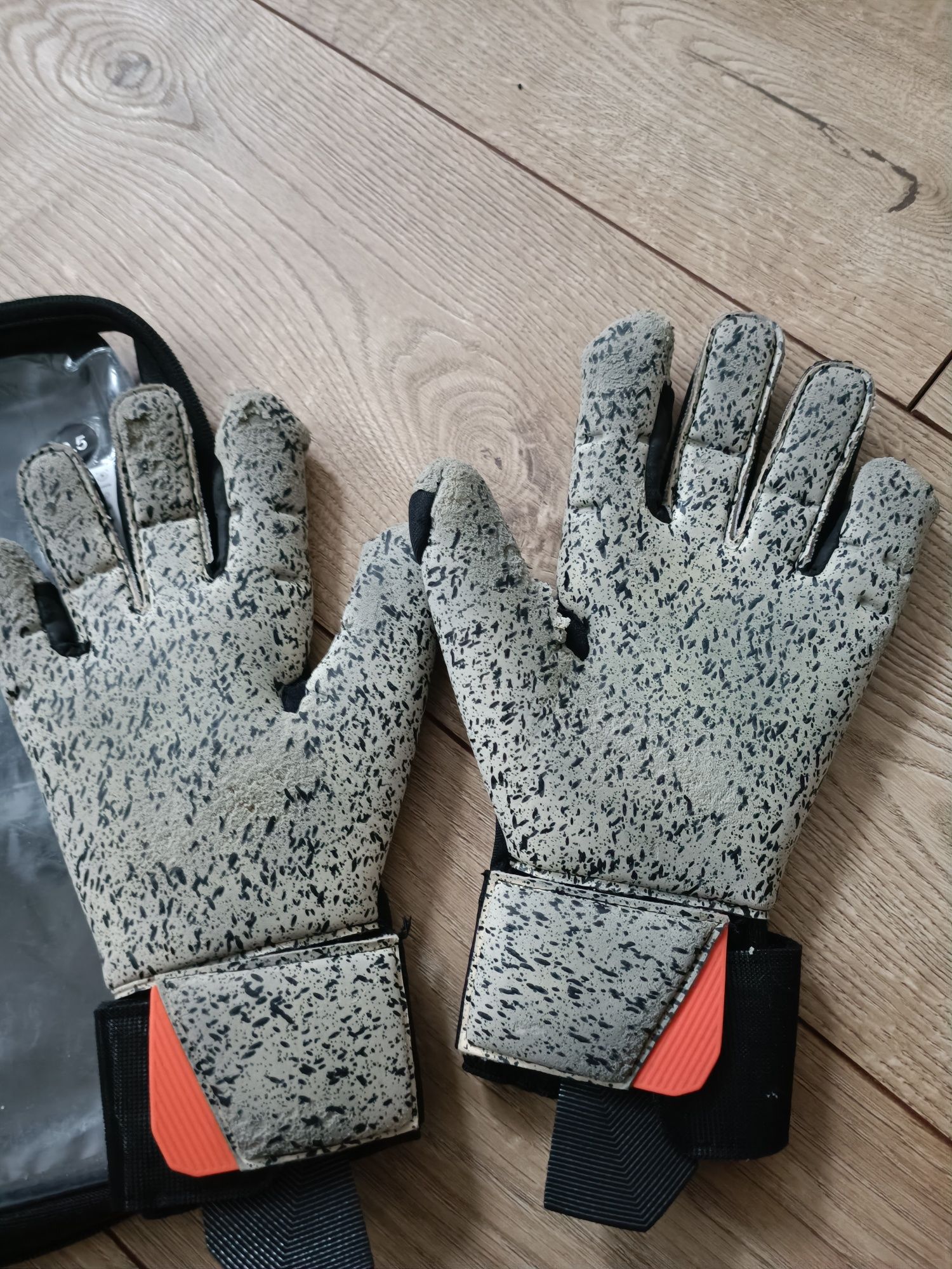Rękawice bramkarskie Uhlsport Speed Contact SuperGrip+