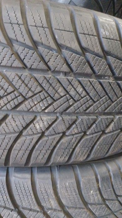 Продам зимние шины 185/60r15