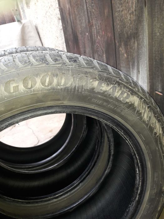 Opony wielosezonowe Goodyear R16