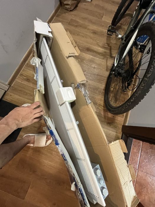 Конвектор, обігрівач, обогреватель