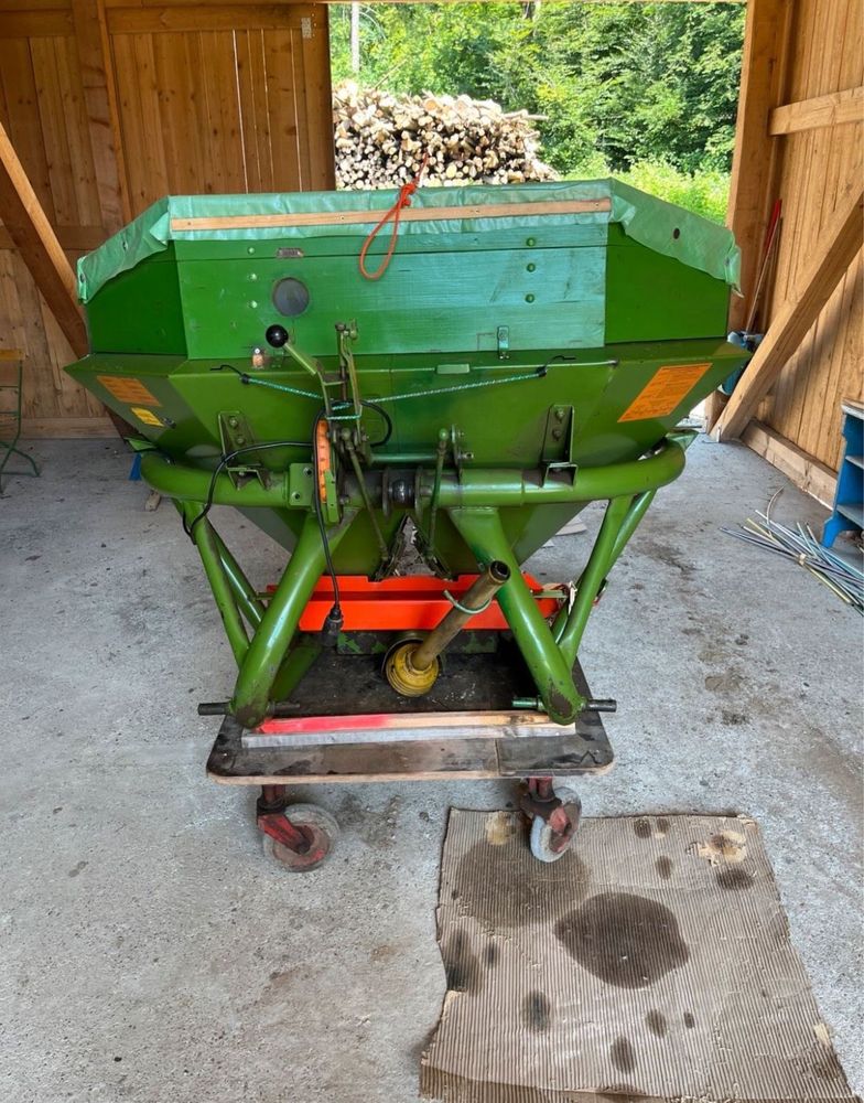 Rozsiewacz nawozu amazone 603/604R