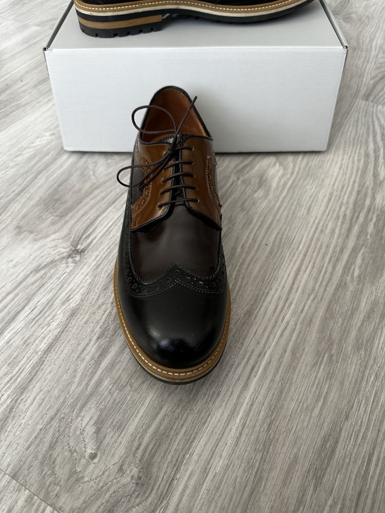Buty klasyczne OLIVIER II marki conhpol
