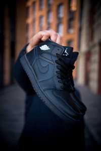 Мужские черные кроссовки кожа Nike Air Jordan Retro 1 High Black Stock