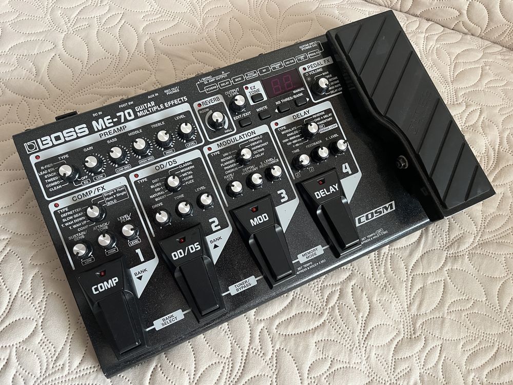 Multiefekt gitarowy Boss ME-70