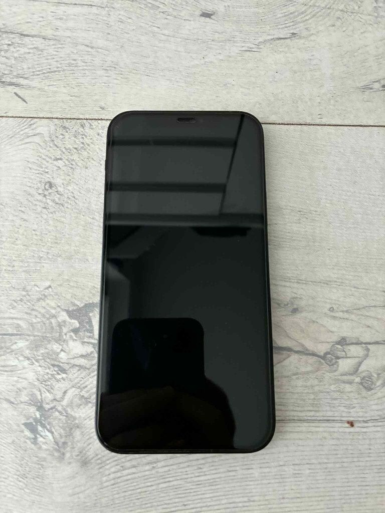 iPhone 12 czarny 128gb