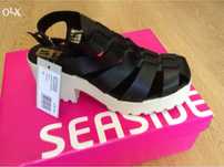 Sandalias