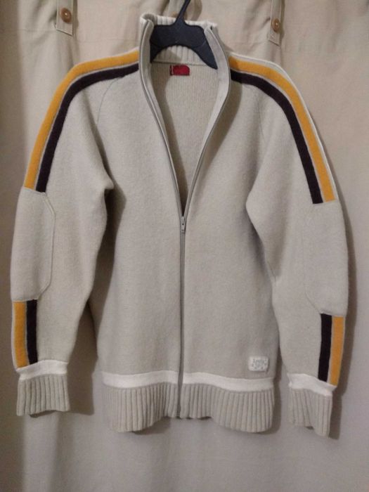 Мужской шерстяной трикотажный кардиган бренда LEVIS размер XS