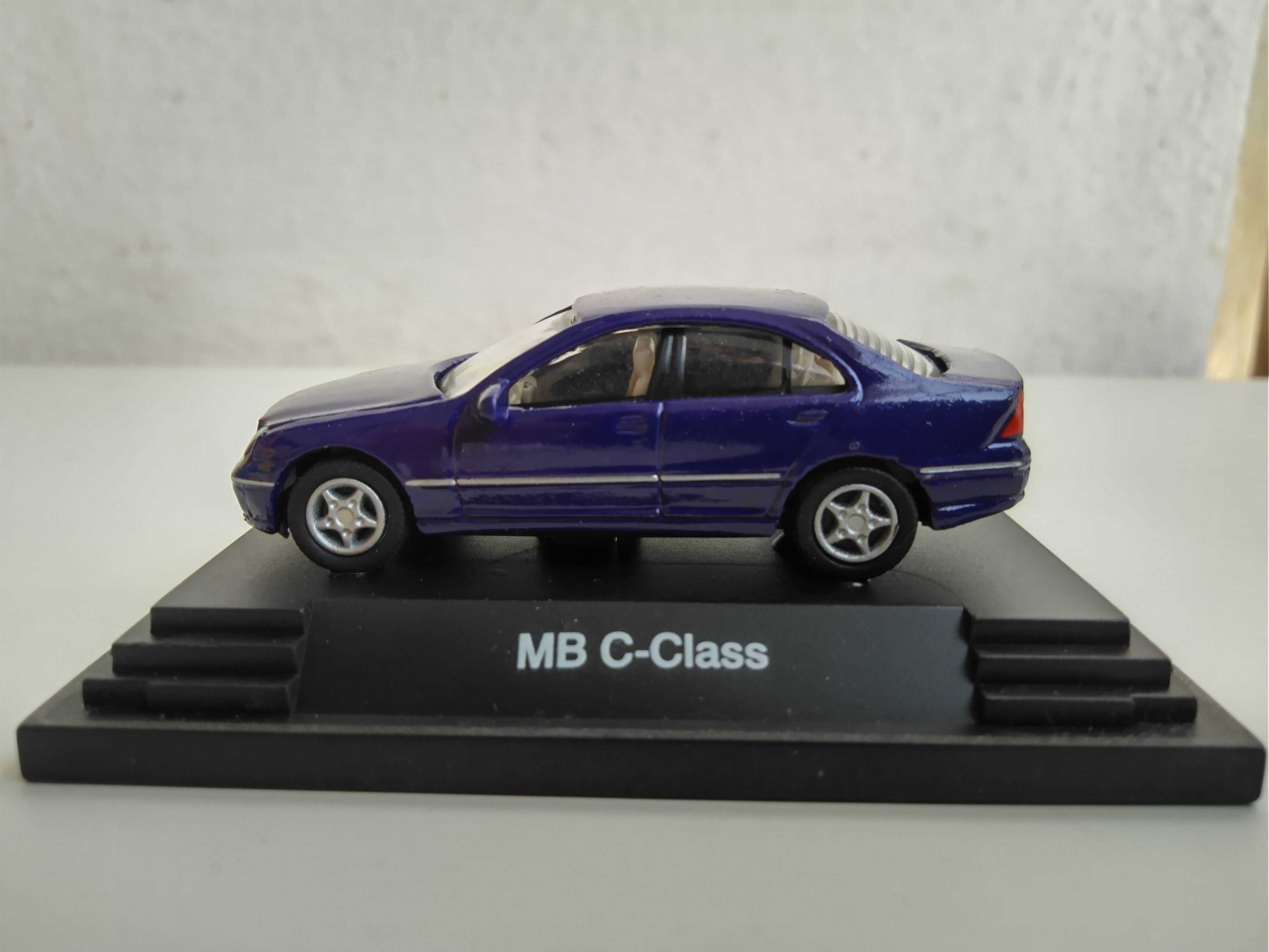 miniatura automóvel: Mercedes MB C-Class, ainda na caixa
