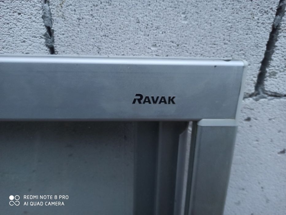 Ванна Ravak 1,8*0,8 із сифоном,кранами та розсувною шторкою