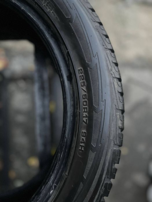 Шини 225/50 r17 Goodyear