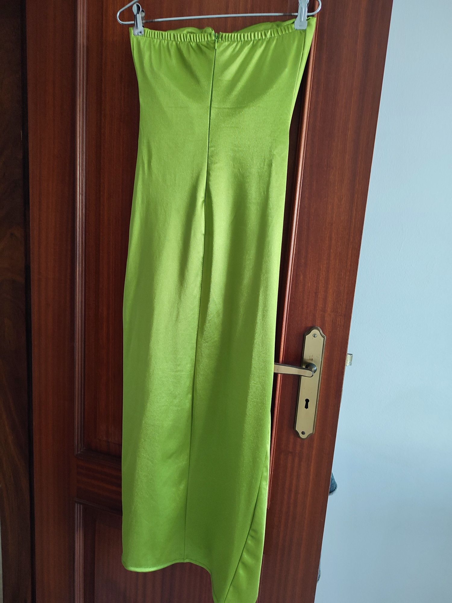 Vendo vestido de cerimônia vetde lima