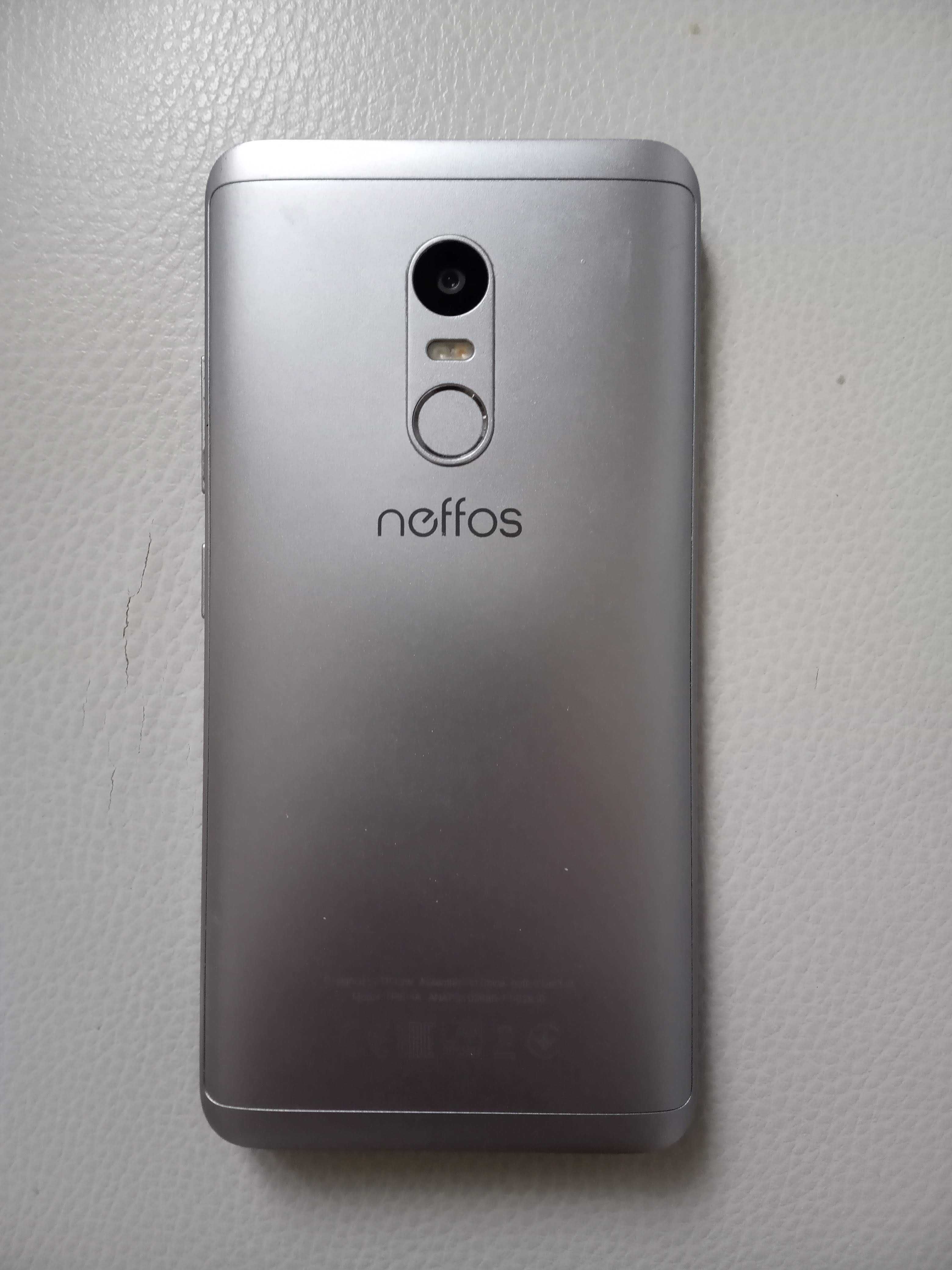 Neffos X 1 Lite, 2/16. Идеальное состояние, но требует замены батареи.