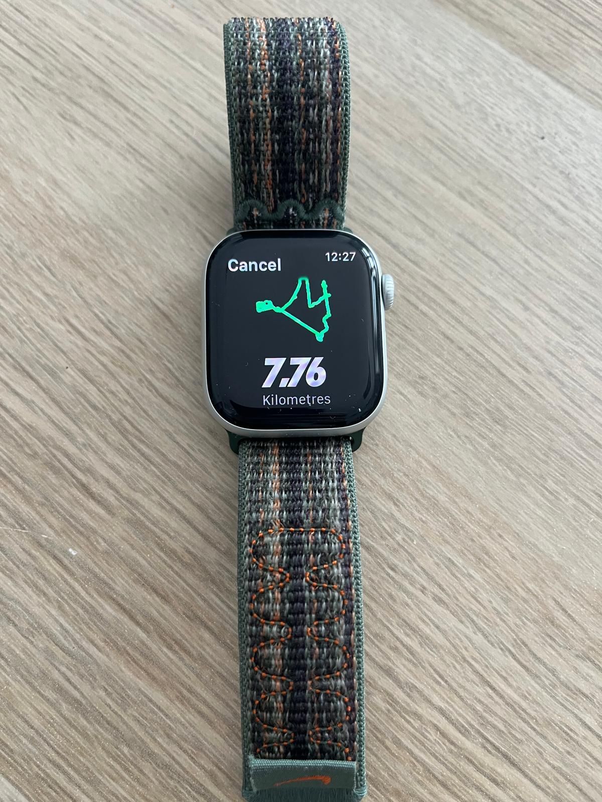 AppleWatch Series 10, 42mm + gratis