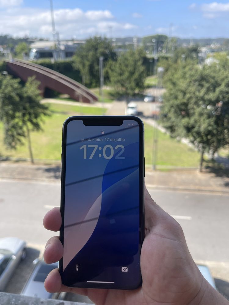Iphone 11 pro com garantia