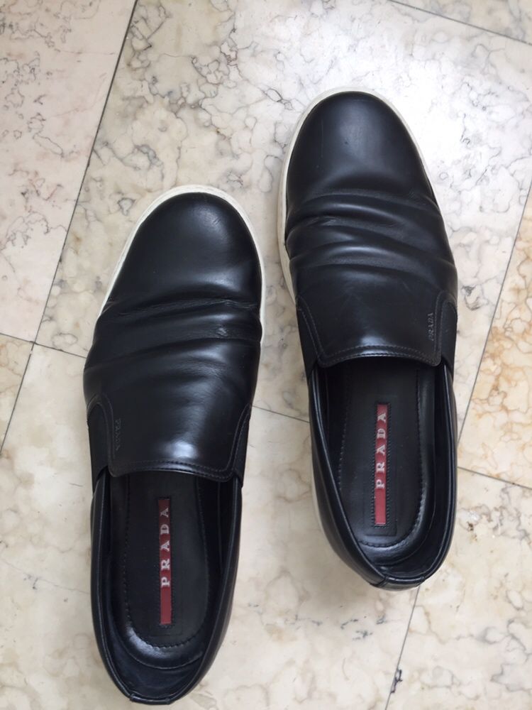 Prada (Men) (Tamanho 44) (Vendo/Troco)