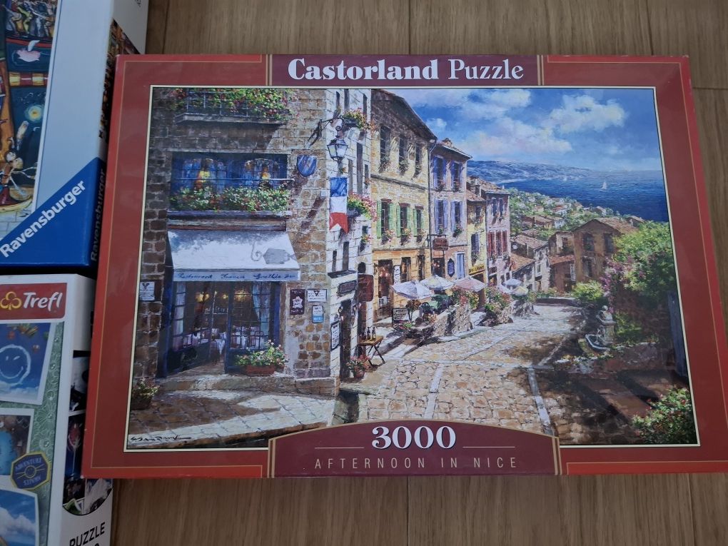 Puzzle 3 opakowania -ravensburger 1000el, castorlanf 3000 el, trefl 10