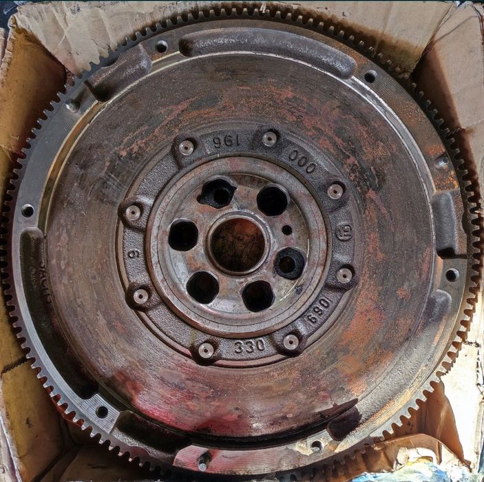 Оригинальный маховик Volkswagen