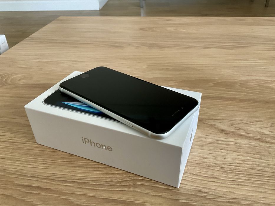 iPhone SE 2020 64GB jak nowy
