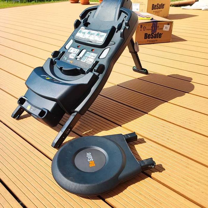 Zestaw fotelików samochodowych BeSafe + baza Isofix (0 - 4 lat)