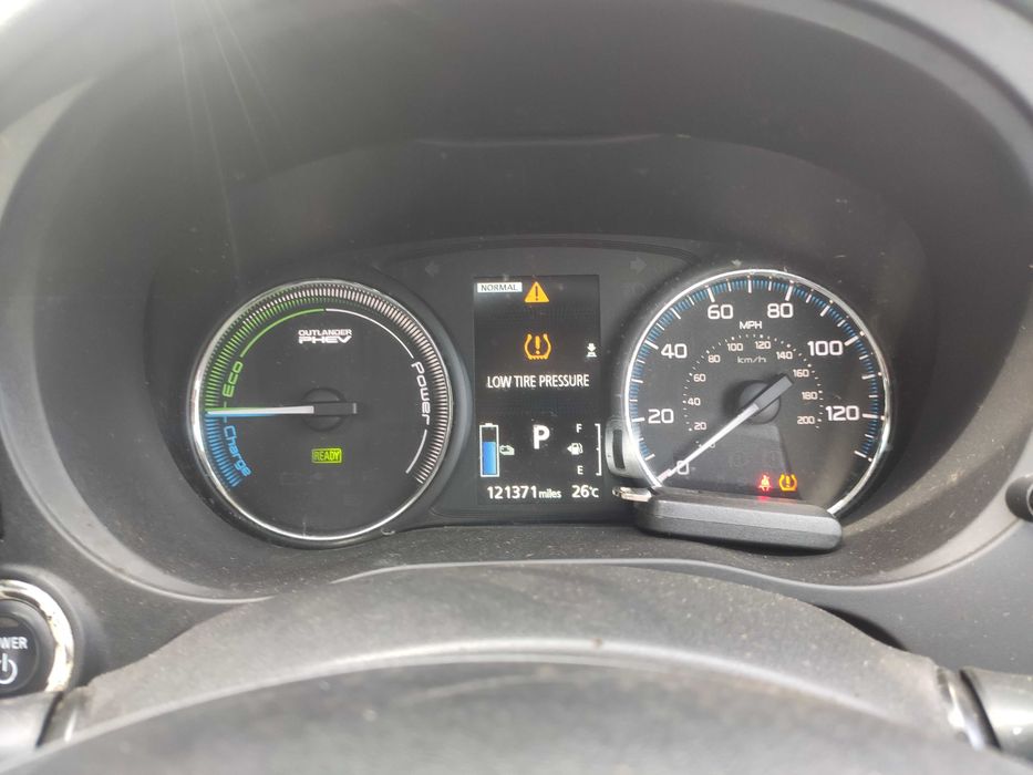 Mitsubishi Outlander Hybrid 2015 LIFT Przód Outlander Anglik Sławsk