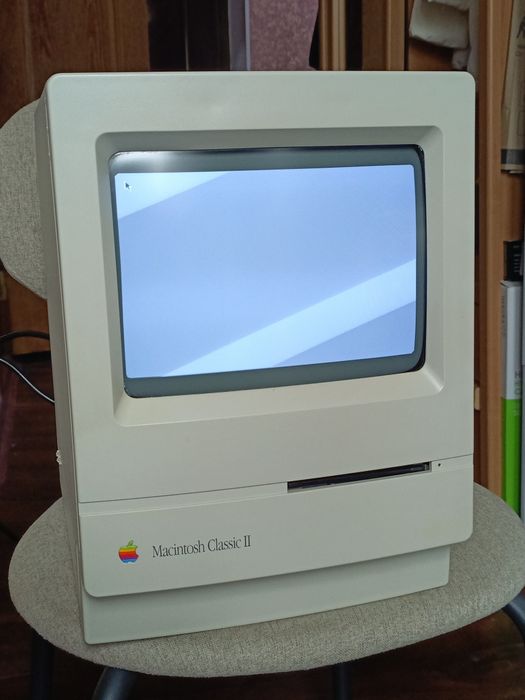 Apple Macintosh Classic II 1991 г