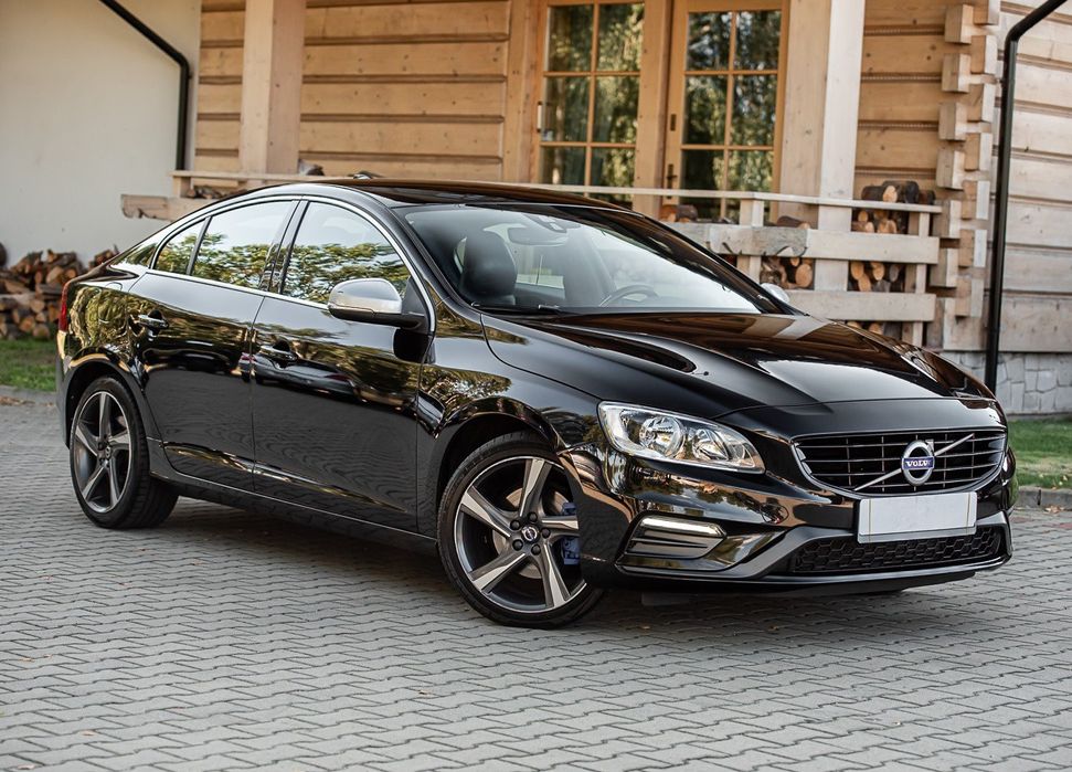 Volvo~S60~Lift~2.0D~R-Design~Ledy~Navi~Pół Skóry~  Parktronik~Full