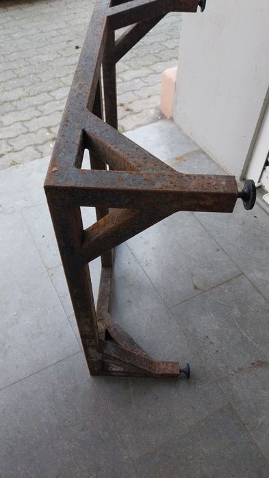 Suporte tipo pés 80x80 tubo 40x40