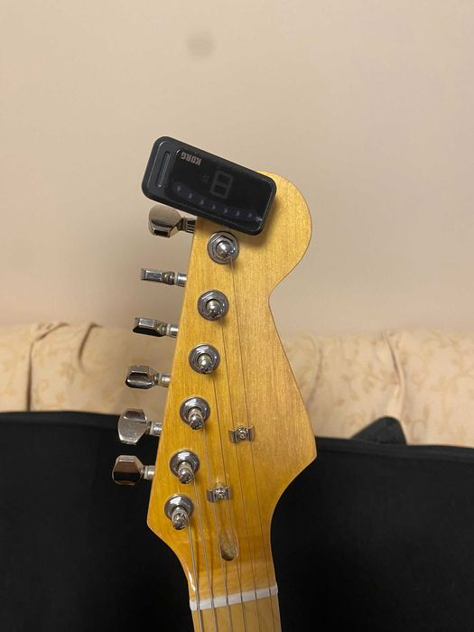 Guitarra de dois Braços (Baixo de 4 cordas e Guitarra de 6 Cordas)