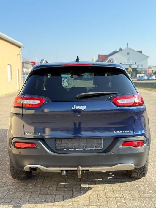 Бампер Jeep Cherokee KL 2013- разборка чероки запчастини