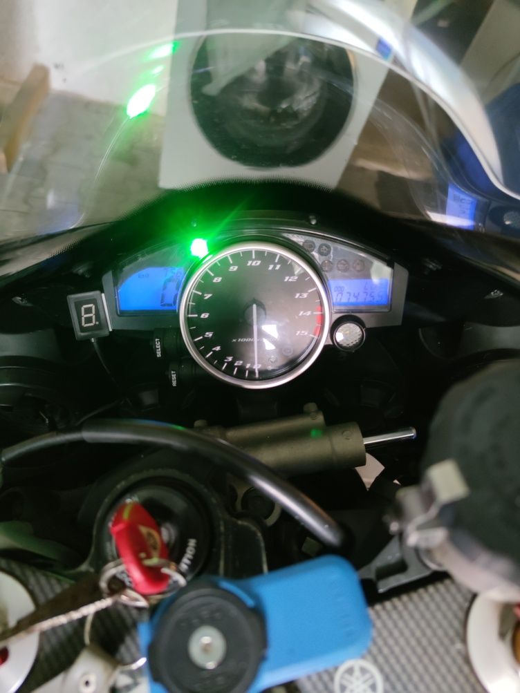 Yamaha YZF R1 2004