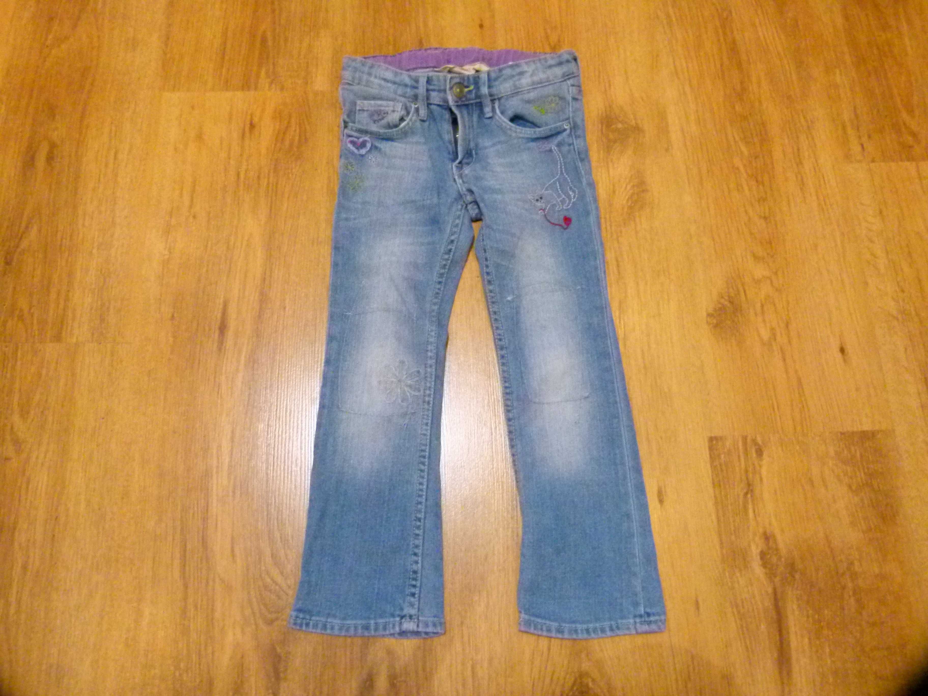 rozm 104 H&M spodnie jeans dzwony hafty