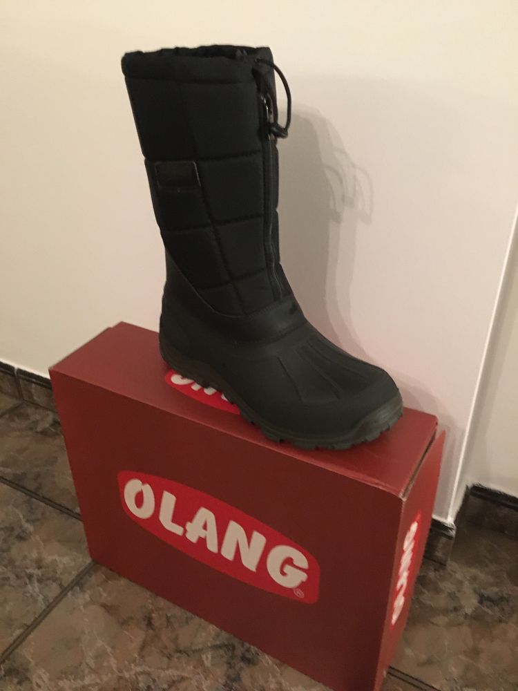 Nowe buty zimowe męskie włoskiej firmy Olang .