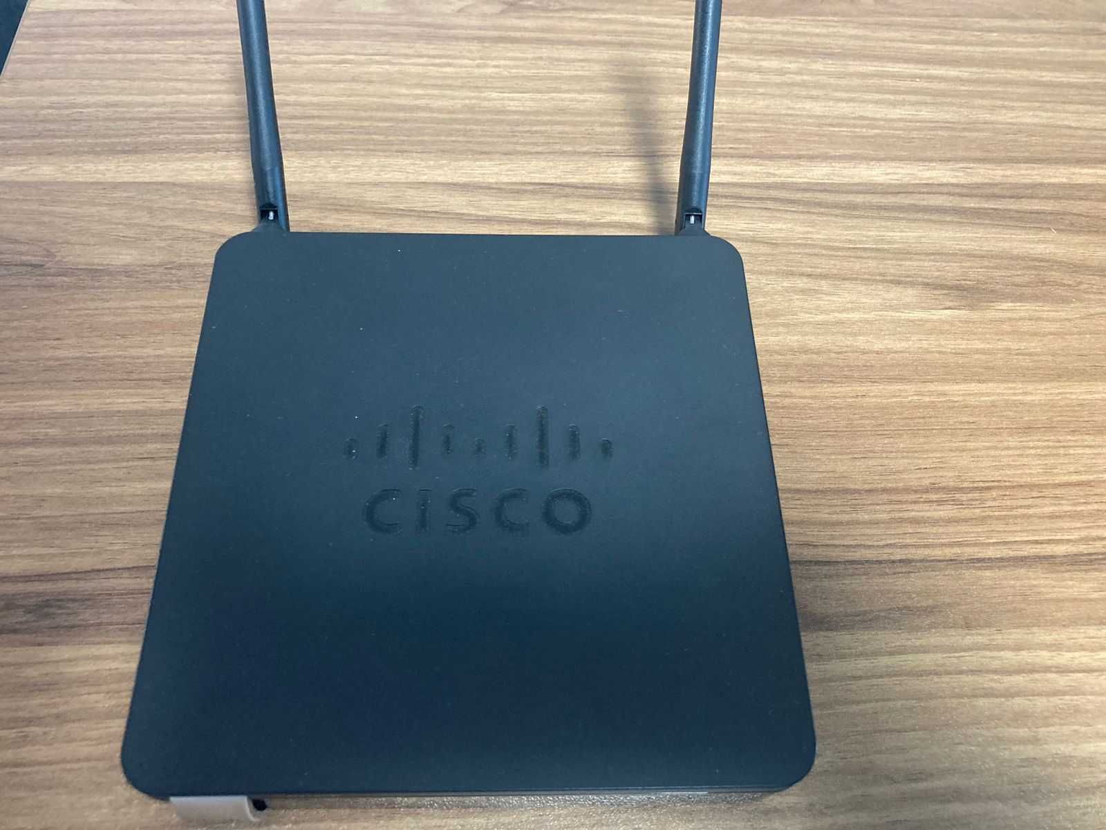 Продам Cisco RV130 Gigabit Ethernet WLAN-Router (RV130W-E-K9-G5)