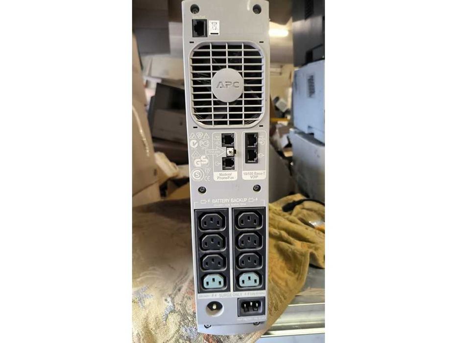 Безперебійники ДБЖ APC Back-UPS RS 1000 BR1000i