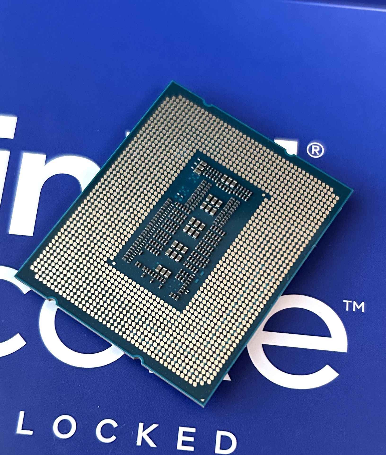 Intel Core i7-13700KF 3.4GHz/30MB