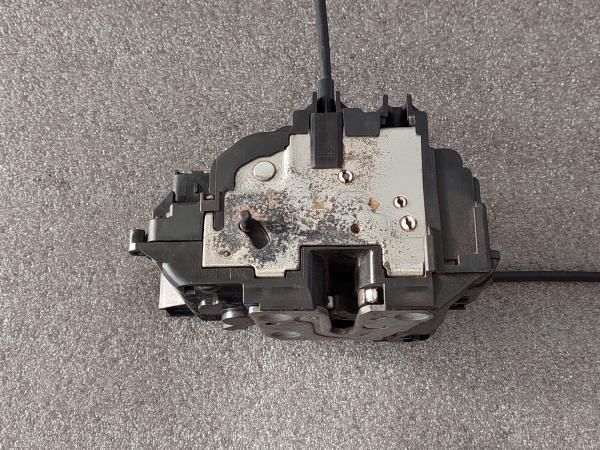 Fechadura / fecho porta trás direito RENAULT Clio III (BR0/1, CR0/1)