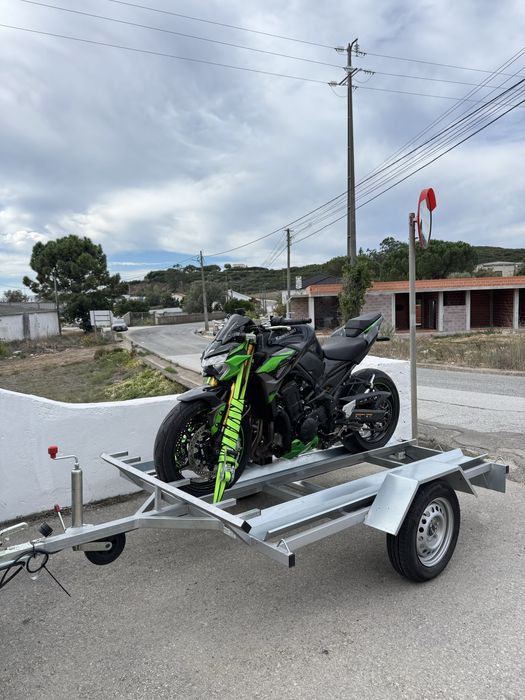 Alugo atrelado diaria