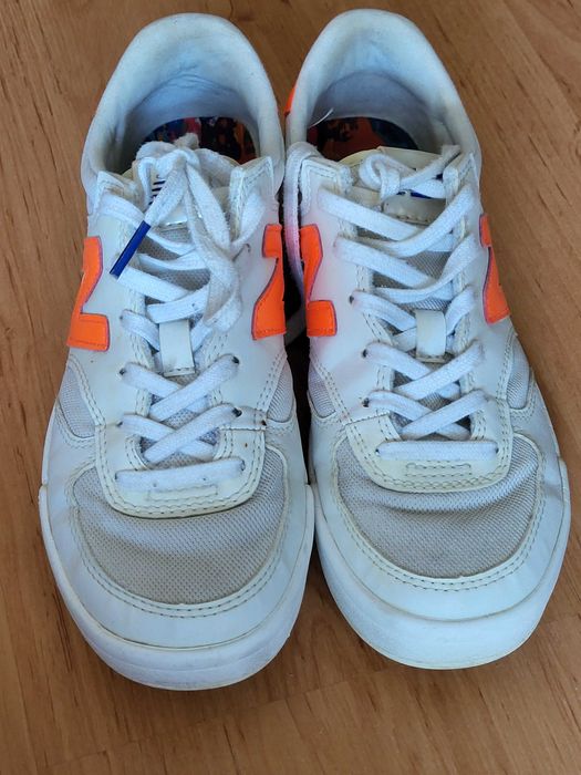 Buty New Balance.