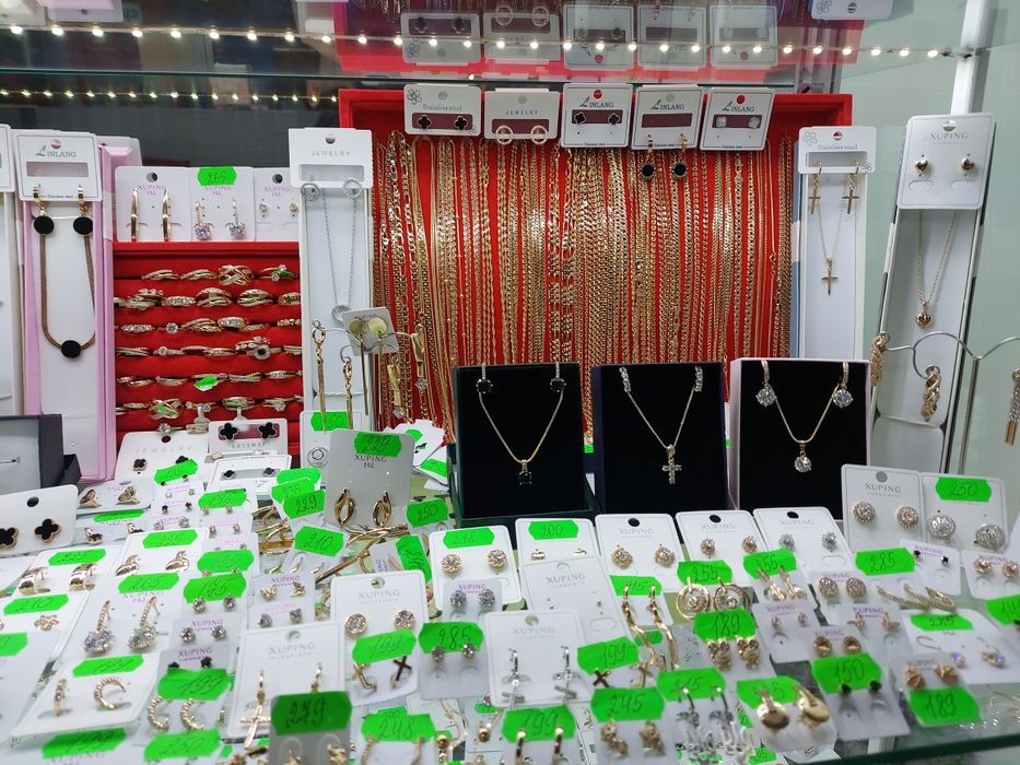 Ван Кліф,Van Cleef, медичне золото лото, Ван клиф прикраси, браслети,