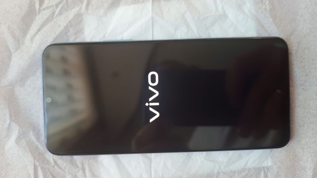 Смартфон Vivo Y31