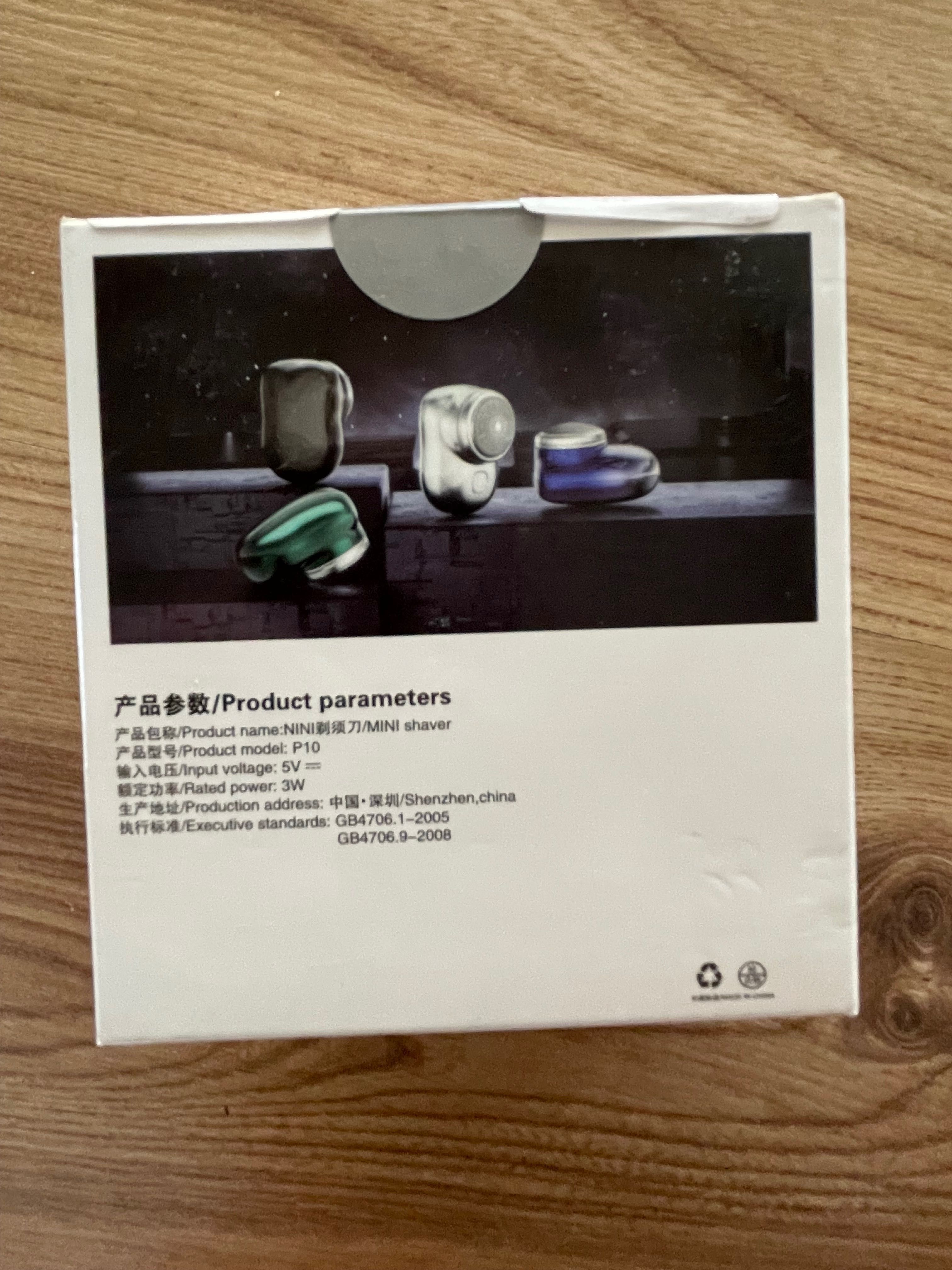 Golarka elektryczna podróżna USB 46x65 mm 3W srebrna