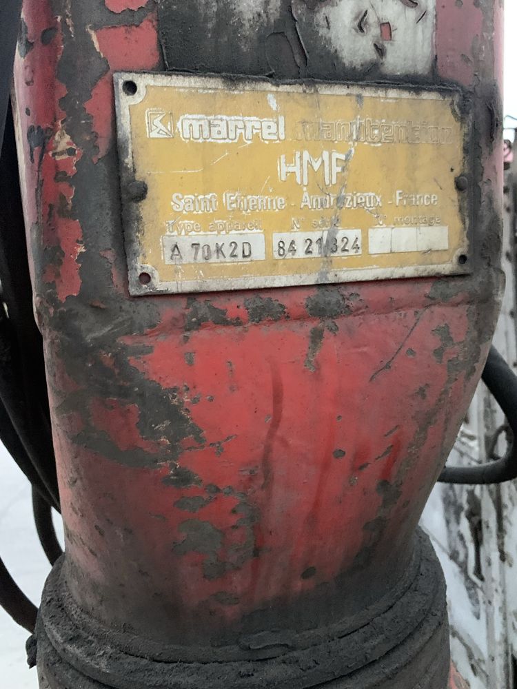 Кран-манипулятор  Mercedes-Benz  1831